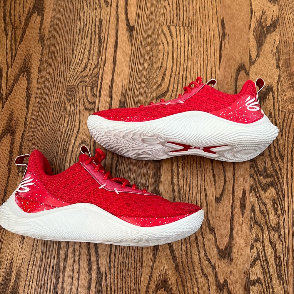 Under Armor adult curry basketball shoes